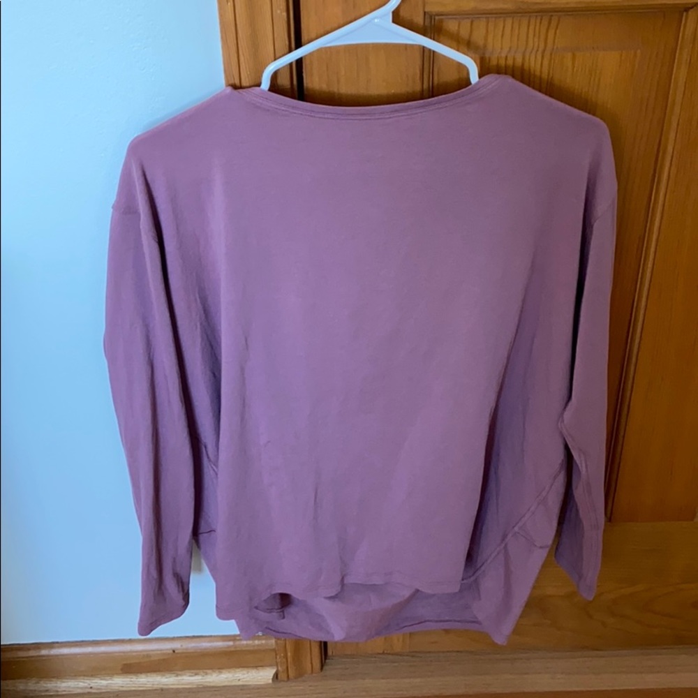 Lululemon long sleeve shirt